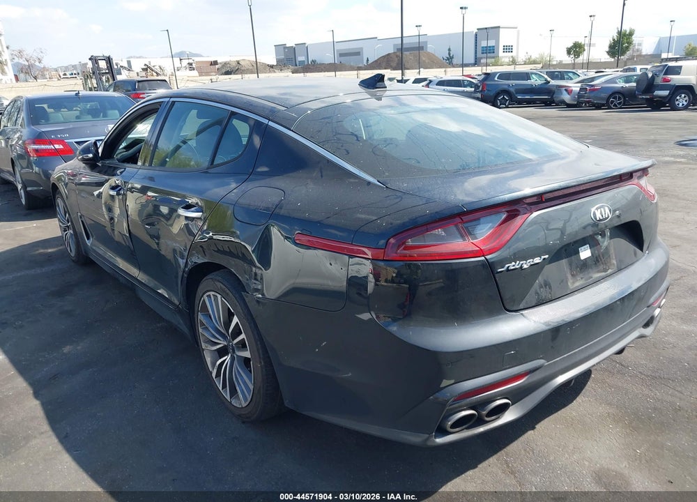 2019 KIA STINGER VIN: KNAE15LA2K6066132