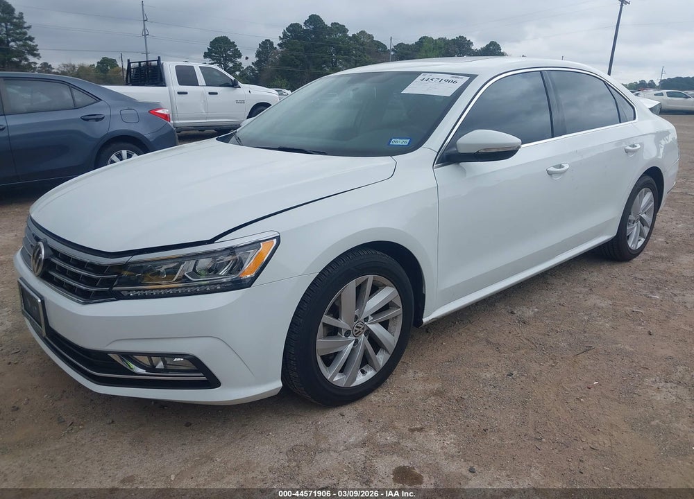 2018 VOLKSWAGEN PASSAT 2.0T SE VIN: 1VWBA7A30JC017417