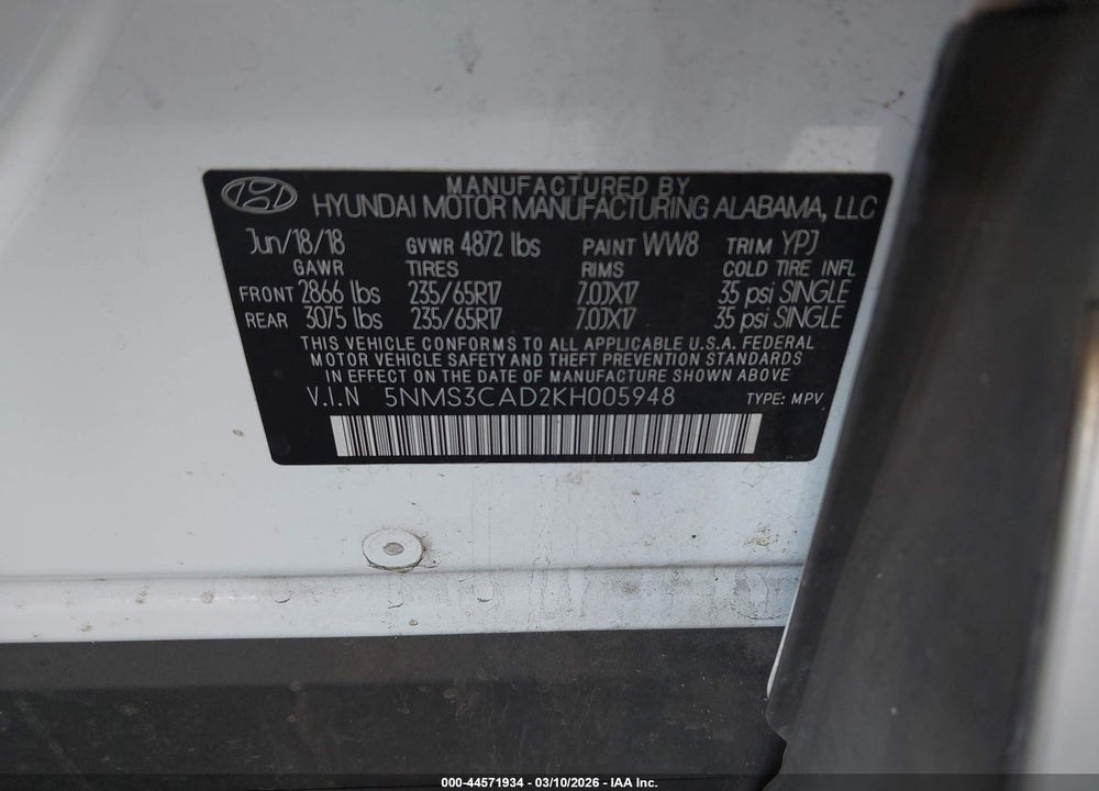2019 HYUNDAI SANTA FE SEL VIN: 5NMS3CAD2KH005948