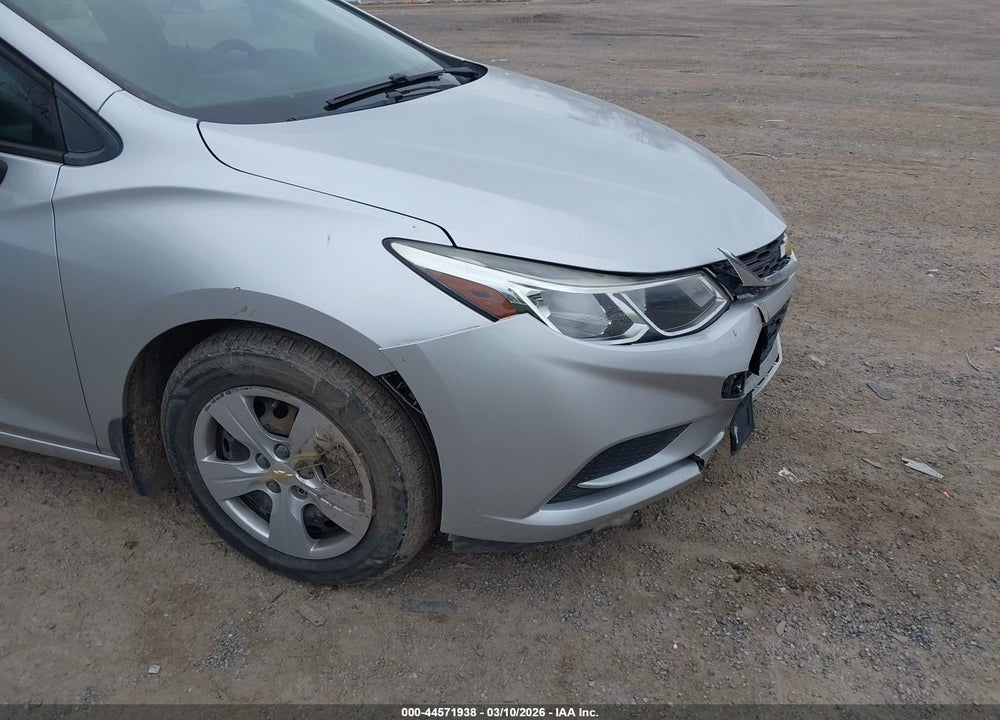 2017 CHEVROLET CRUZE LS AUTO VIN: 1G1BC5SM7H7172261