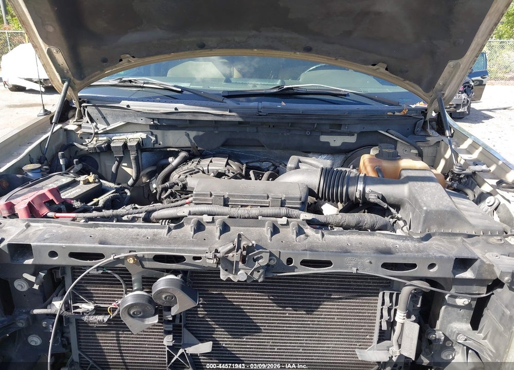 2011 FORD F-150 XLT VIN: 1FTEW1CM0BFC25592