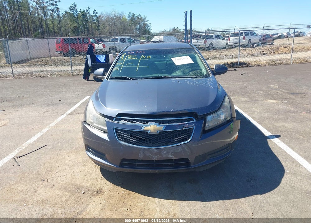2014 CHEVROLET CRUZE 1LT AUTO VIN: 1G1PC5SB6E7212572