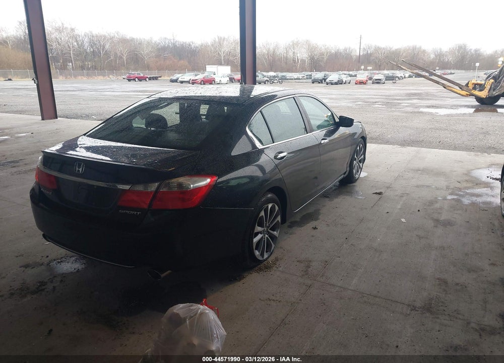 2015 HONDA ACCORD SPORT VIN: 1HGCR2F58FA000205