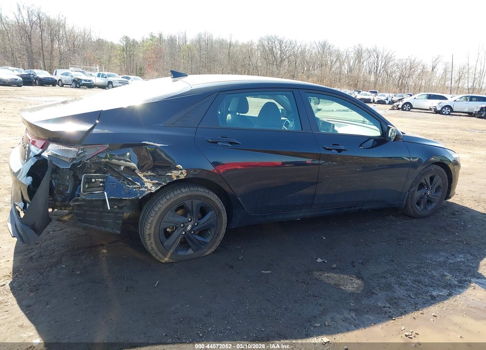 2022 HYUNDAI ELANTRA SEL VIN: 5NPLM4AG3NH056741