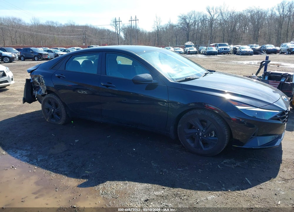 2022 HYUNDAI ELANTRA SEL VIN: 5NPLM4AG3NH056741