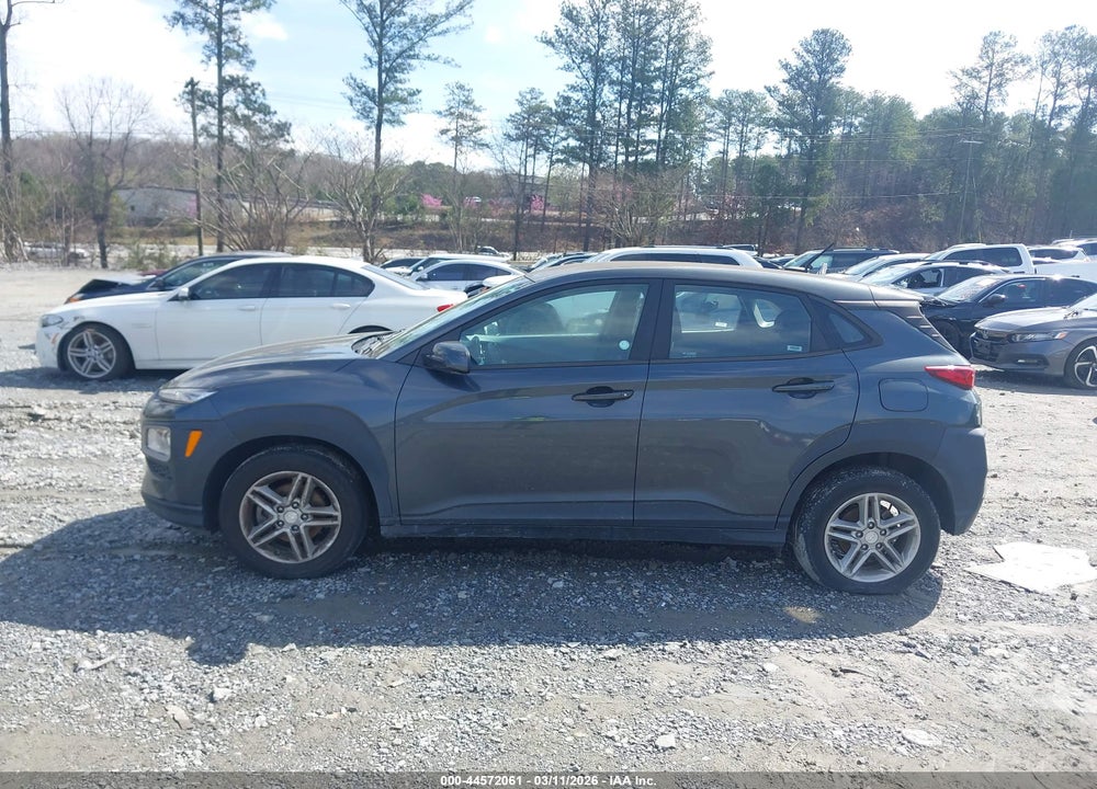 2020 HYUNDAI KONA SE VIN: KM8K12AA8LU438654