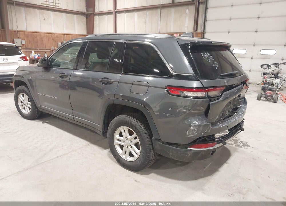 2022 JEEP GRAND CHEROKEE LAREDO 4X4 VIN: 1C4RJHAGXN8612830