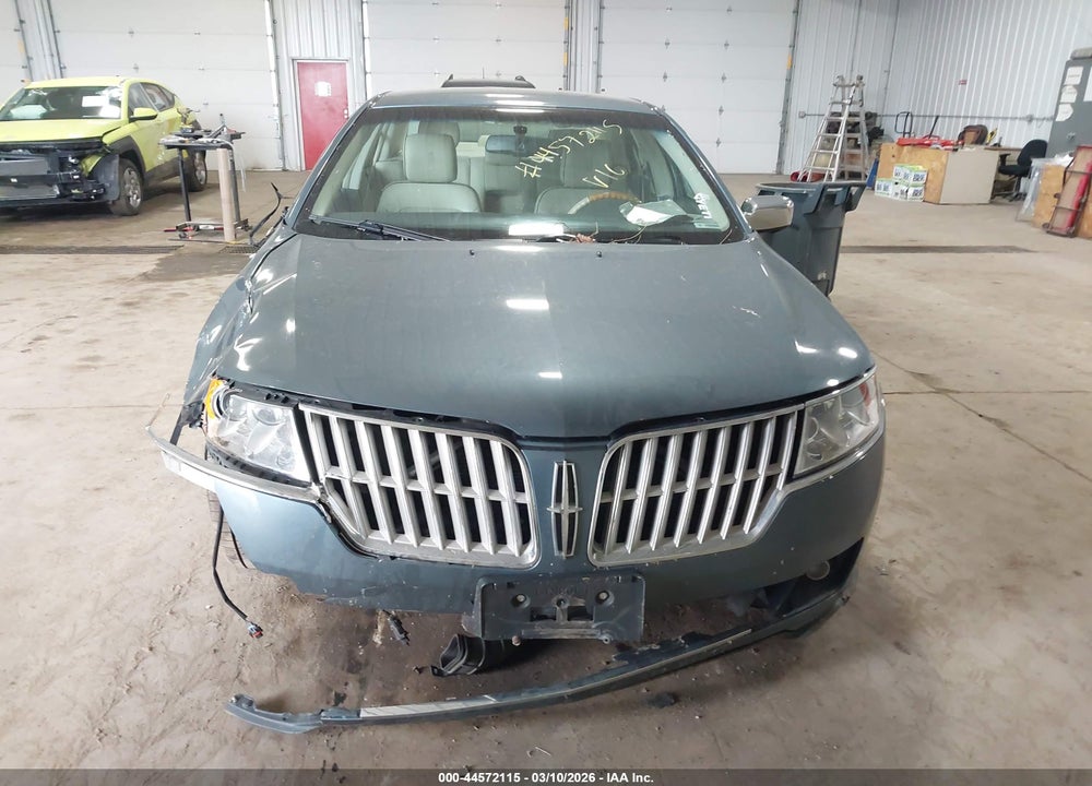 2011 LINCOLN MKZ VIN: 3LNHL2GC0BR775774