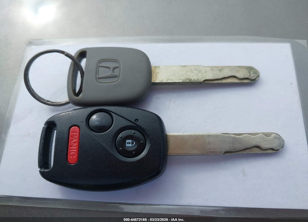 2006 HONDA CIVIC LX VIN: 1HGFA16506L076357