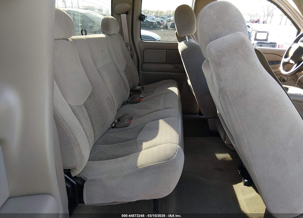 2004 CHEVROLET SILVERADO 1500 LS VIN: 1GCEC19V14Z350062