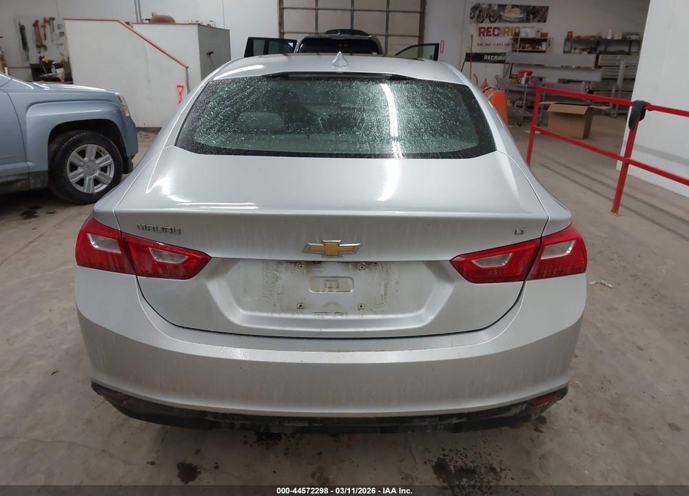 2018 CHEVROLET MALIBU LT VIN: 1G1ZD5ST5JF123607