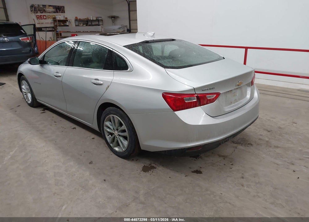 2018 CHEVROLET MALIBU LT VIN: 1G1ZD5ST5JF123607