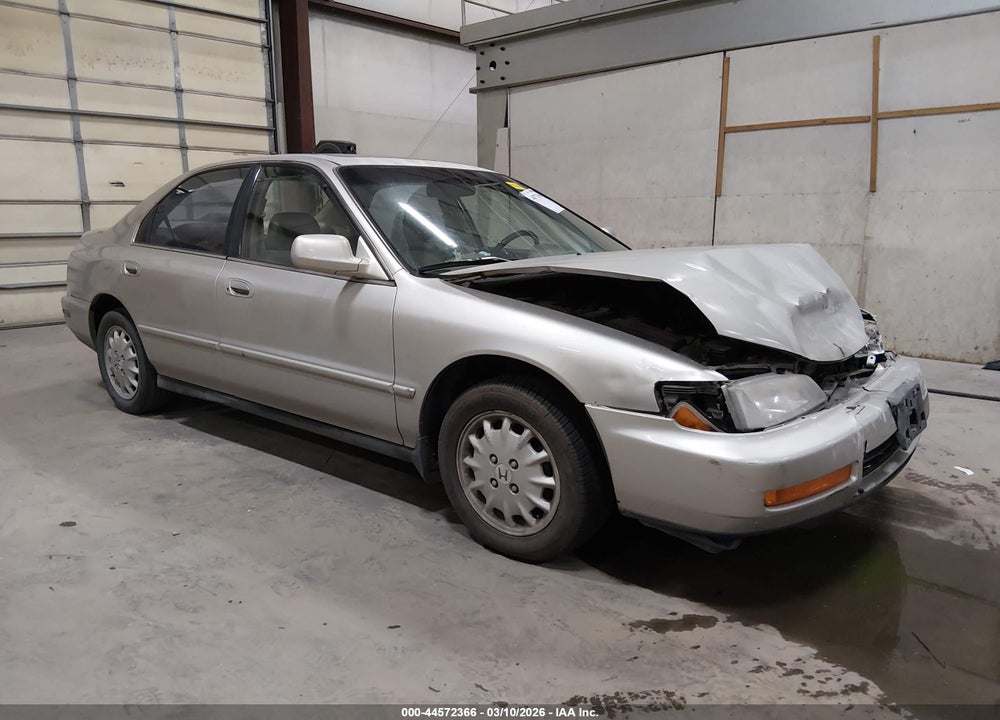 1997 HONDA ACCORD EX VIN: 1HGCD5668VA023717