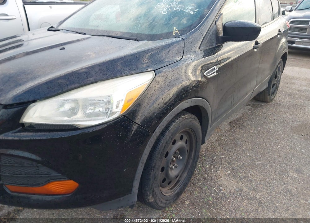 2016 FORD ESCAPE S VIN: 1FMCU0F78GUB58087