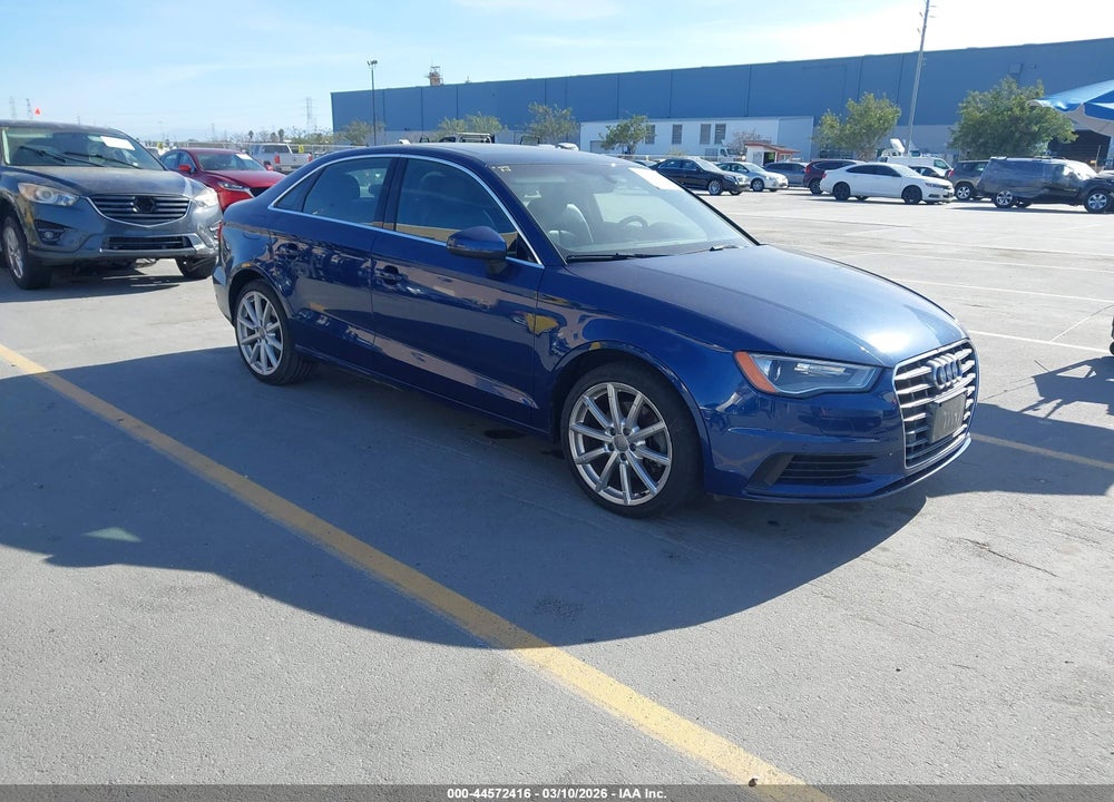 2016 AUDI A3 1.8T PREMIUM VIN: WAUC7GFF2G1051532