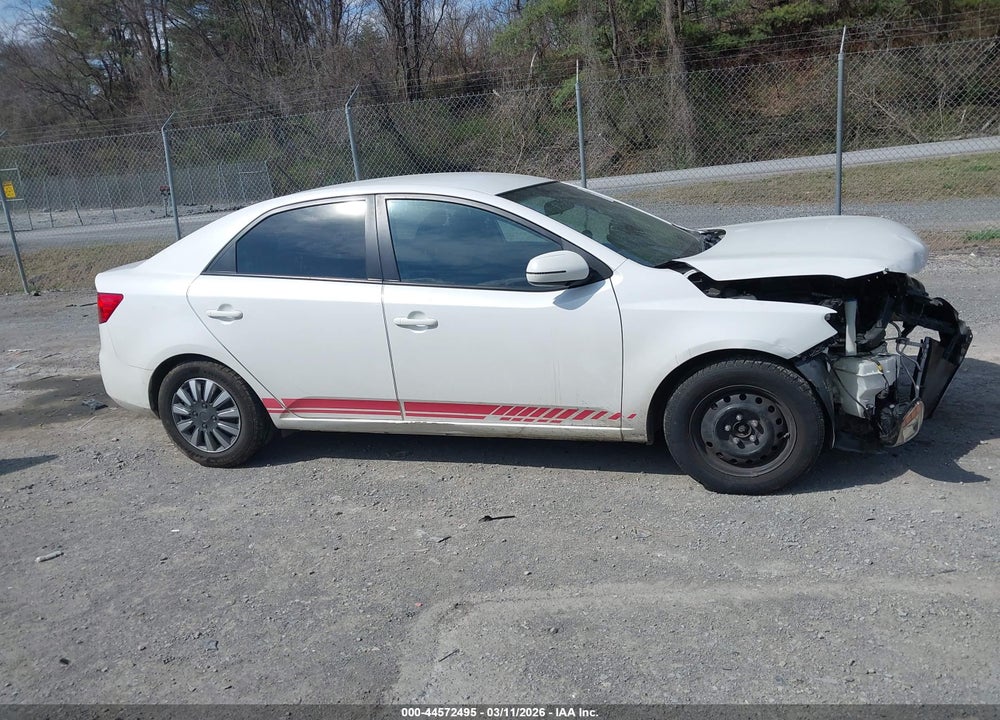 2013 KIA FORTE EX VIN: KNAFU4A2XD5709241