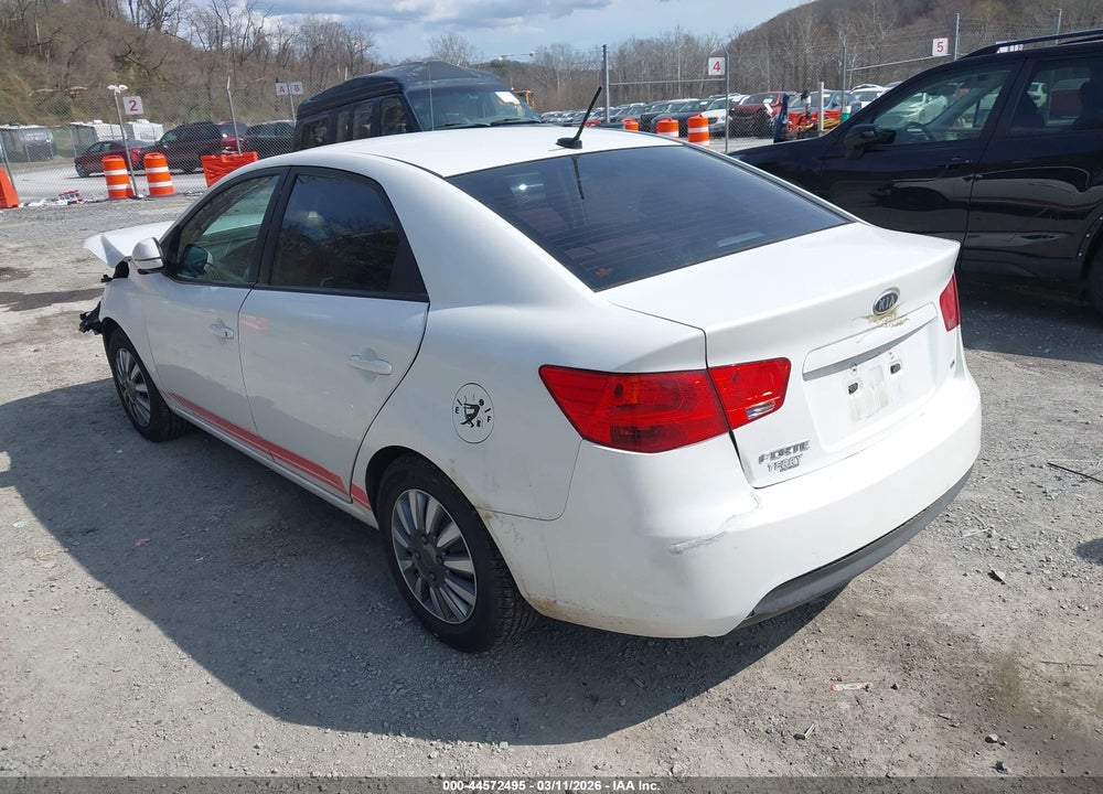 2013 KIA FORTE EX VIN: KNAFU4A2XD5709241