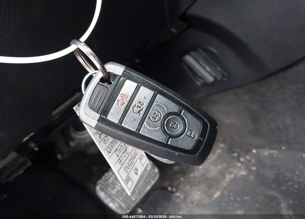 2018 FORD EXPLORER XLT VIN: 1FM5K8D86JGC21413
