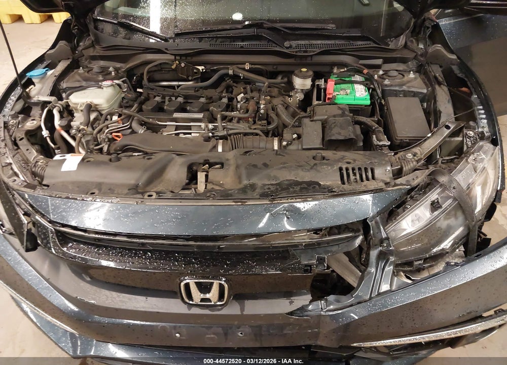 2019 HONDA CIVIC EX VIN: 19XFC1F33KE008404