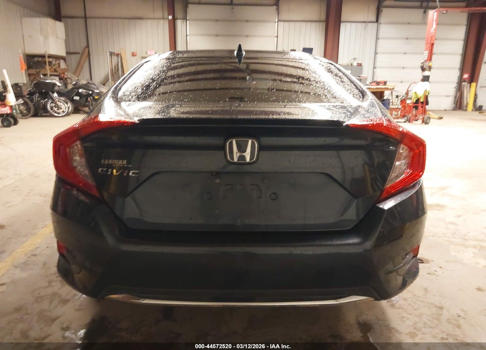 2019 HONDA CIVIC EX VIN: 19XFC1F33KE008404