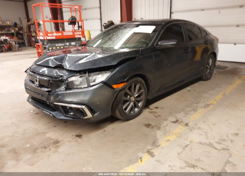 2019 HONDA CIVIC EX VIN: 19XFC1F33KE008404