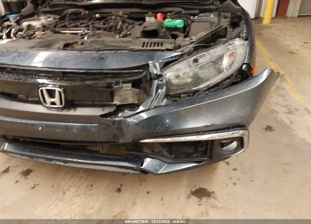 2019 HONDA CIVIC EX VIN: 19XFC1F33KE008404