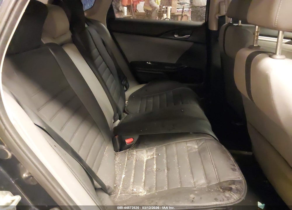 2019 HONDA CIVIC EX VIN: 19XFC1F33KE008404
