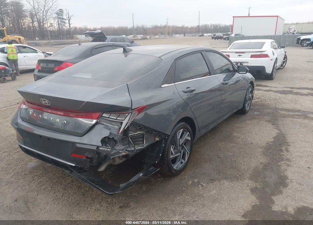 2024 HYUNDAI ELANTRA SEL VIN: KMHLS4DG0RU829156