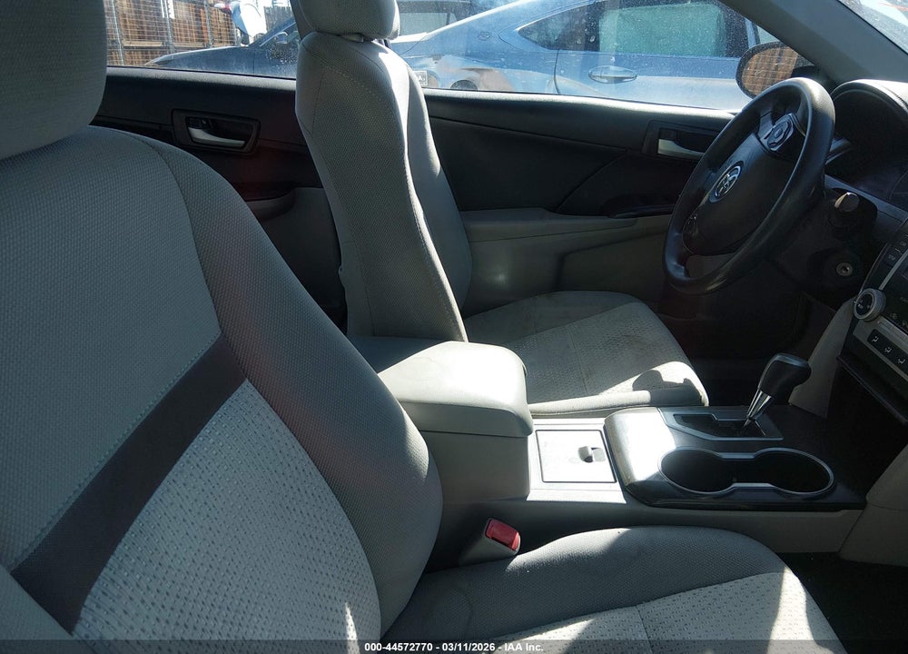 2014 TOYOTA CAMRY LE VIN: 4T1BF1FK5EU827381