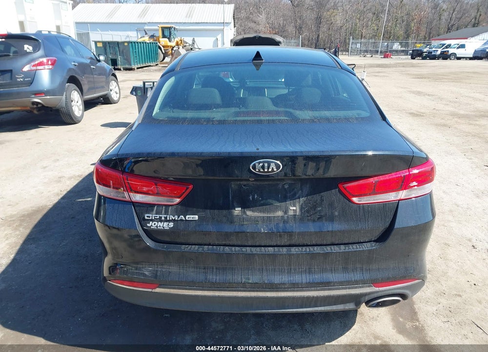 2018 KIA OPTIMA LX VIN: 5XXGT4L30JG191728