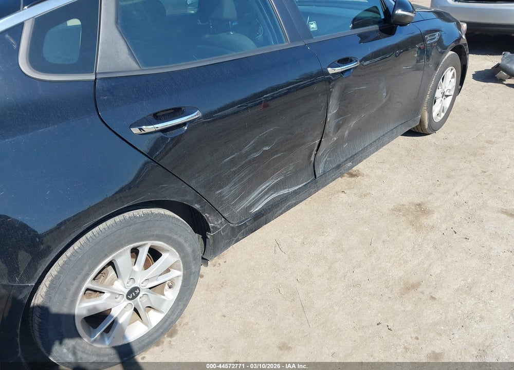 2018 KIA OPTIMA LX VIN: 5XXGT4L30JG191728