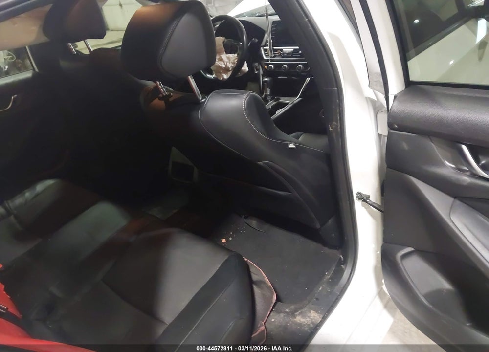2018 HONDA ACCORD SPO VIN: 1HGCV1F32JA184814