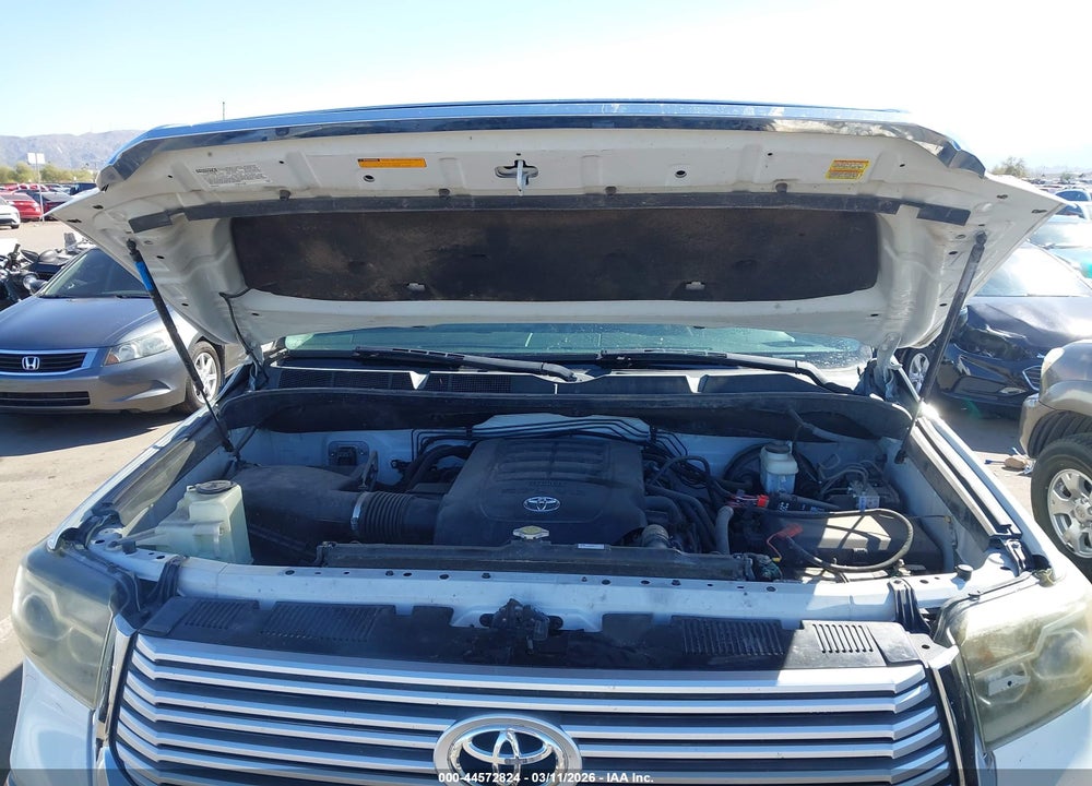 2016 TOYOTA TUNDRA LIMITED 5.7L V8 VIN: 5TFHW5F16GX535592
