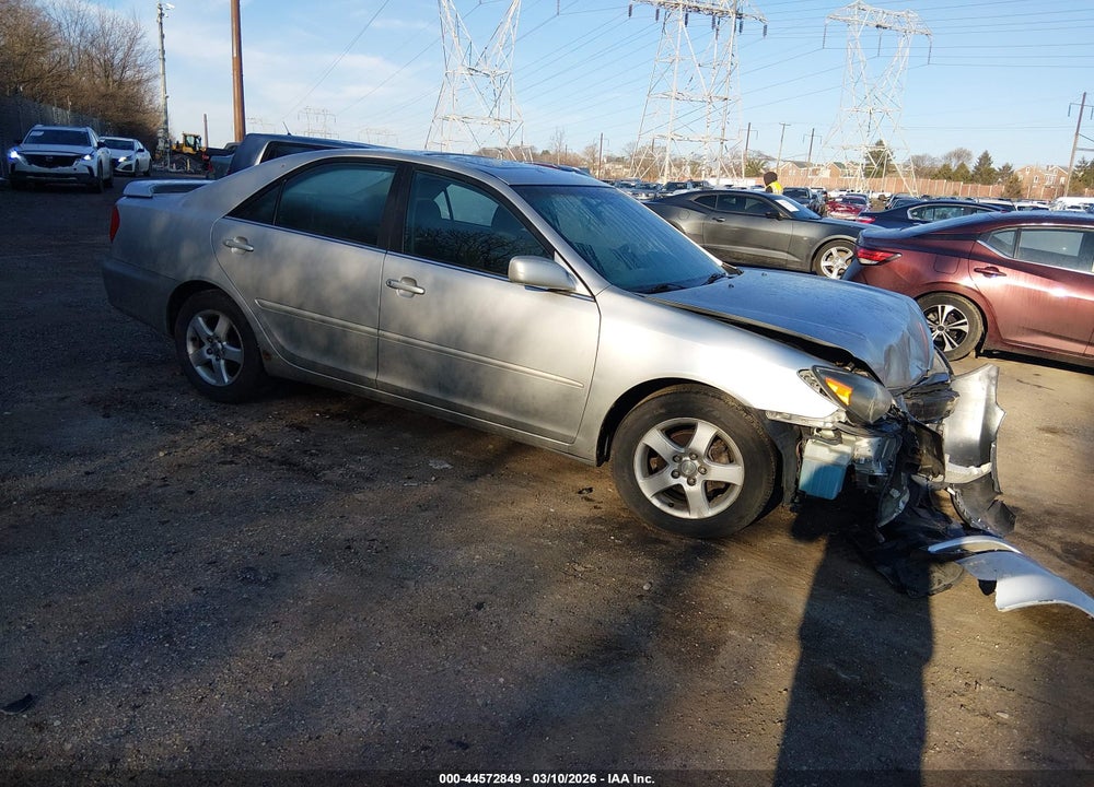 2004 TOYOTA CAMRY SE VIN: 4T1BE32K34U844022