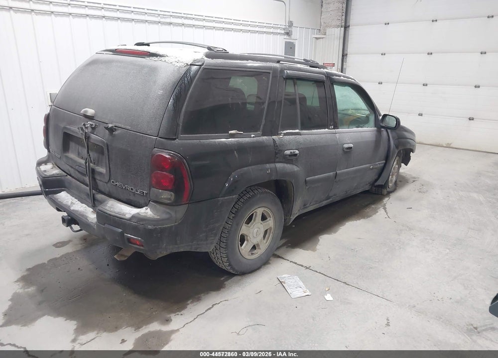2002 CHEVROLET TRAILBLAZER LS VIN: 1GNDT13S822236048