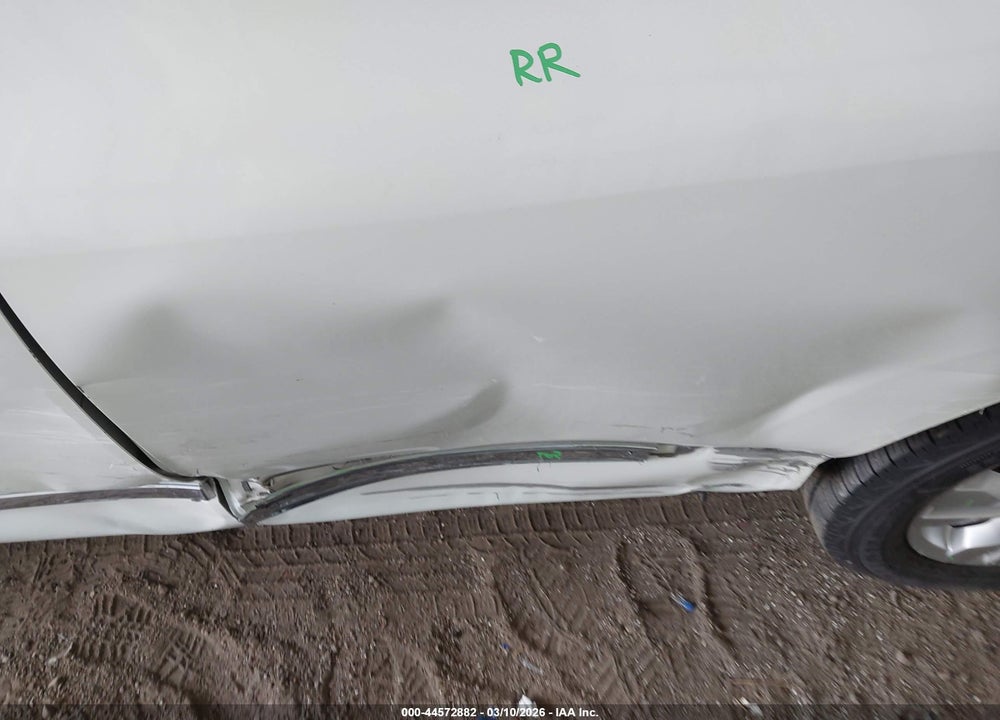 2013 NISSAN ROGUE SV VIN: JN8AS5MV8DW643964