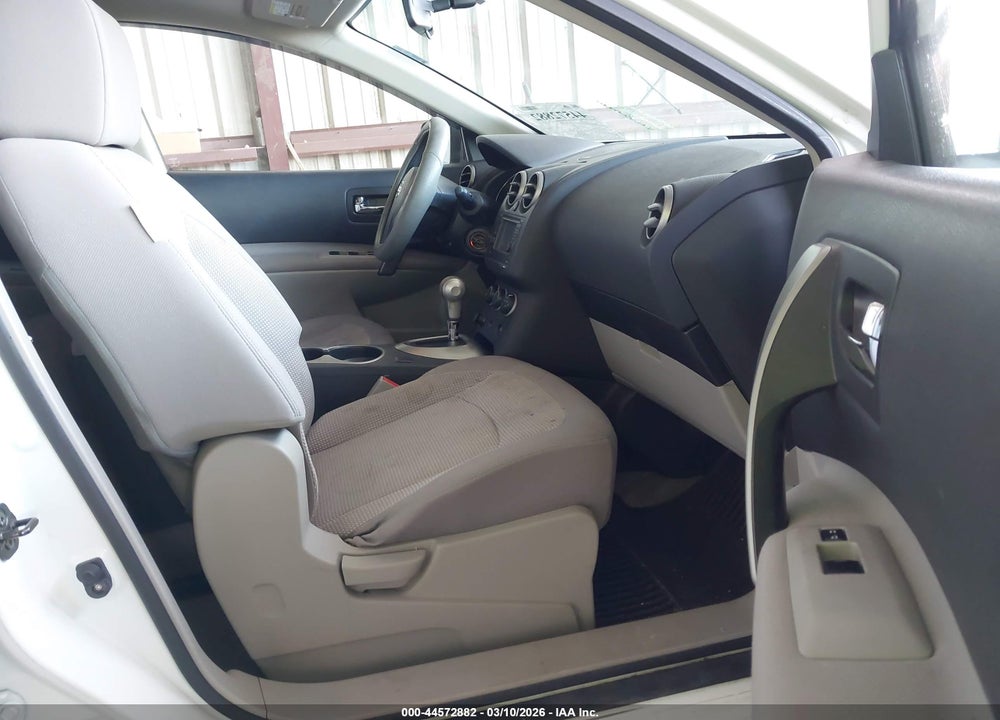 2013 NISSAN ROGUE SV VIN: JN8AS5MV8DW643964