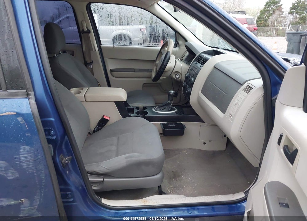 2008 FORD ESCAPE XLS/XLS MANUAL VIN: 1FMCU02Z38KB09111