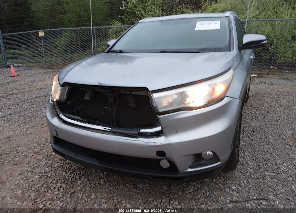 2016 TOYOTA HIGHLANDER XLE V6 VIN: 5TDKKRFH3GS138546