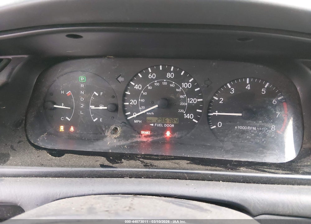 2001 TOYOTA CAMRY LE VIN: JT2BG22K910556798