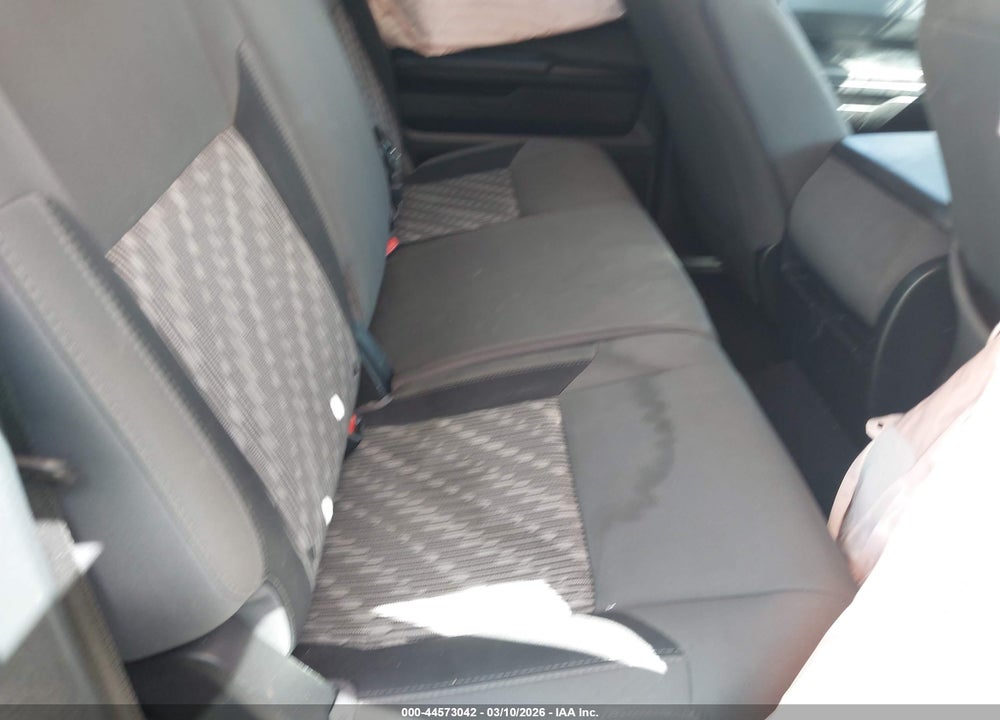 2019 TOYOTA TUNDRA SR 4.6L V8 VIN: 5TFRM5F19KX138204