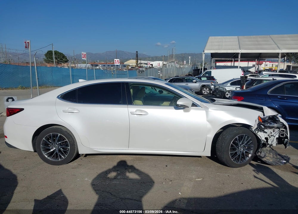 2016 LEXUS ES 350 VIN: JTHBK1GG6G2241313