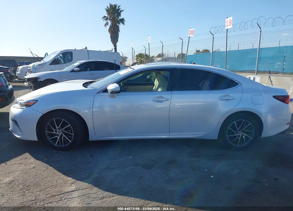2016 LEXUS ES 350 VIN: JTHBK1GG6G2241313