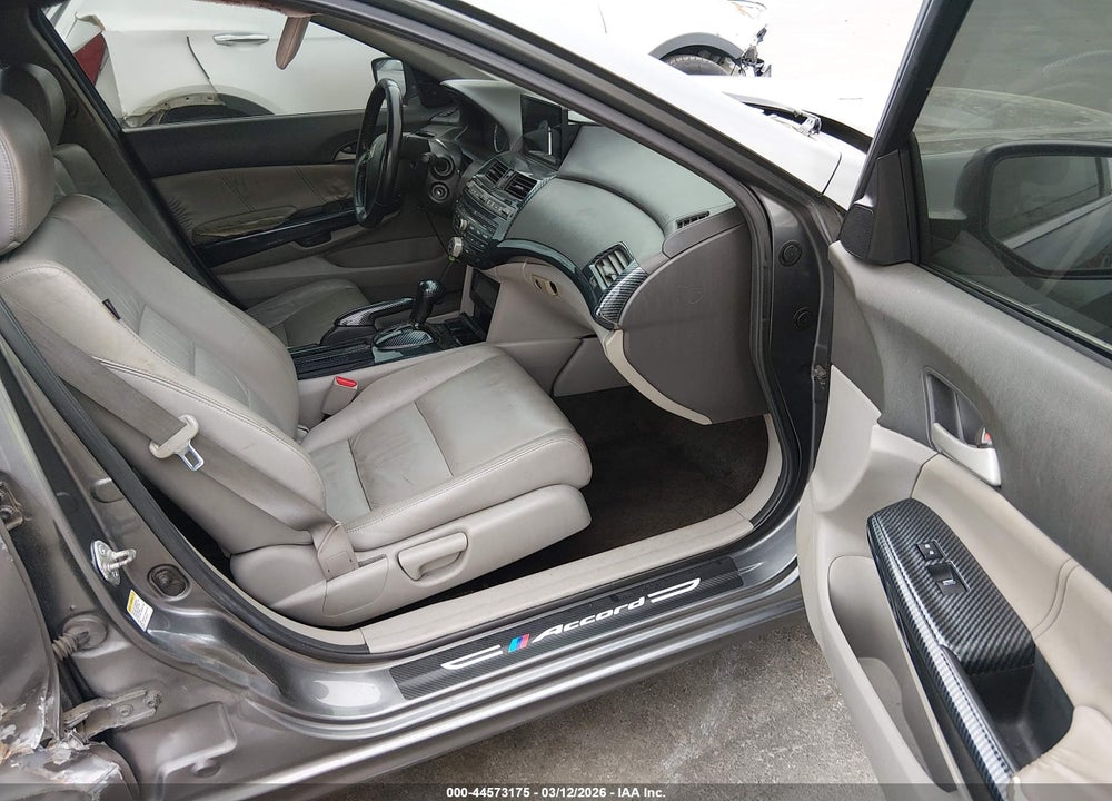 2010 HONDA ACCORD 2.4 EX-L VIN: 1HGCP2F89AA151160