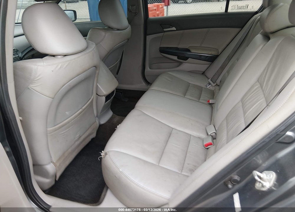 2010 HONDA ACCORD 2.4 EX-L VIN: 1HGCP2F89AA151160