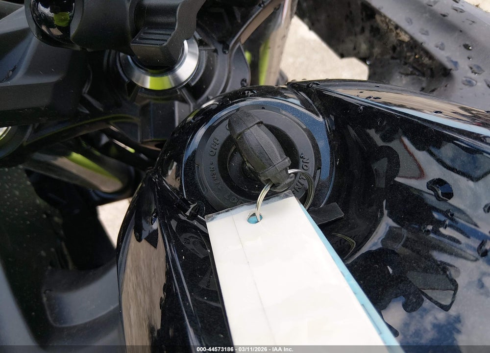 2026 KAWASAKI EX650 P VIN: ML5EXEP10TDAH1184
