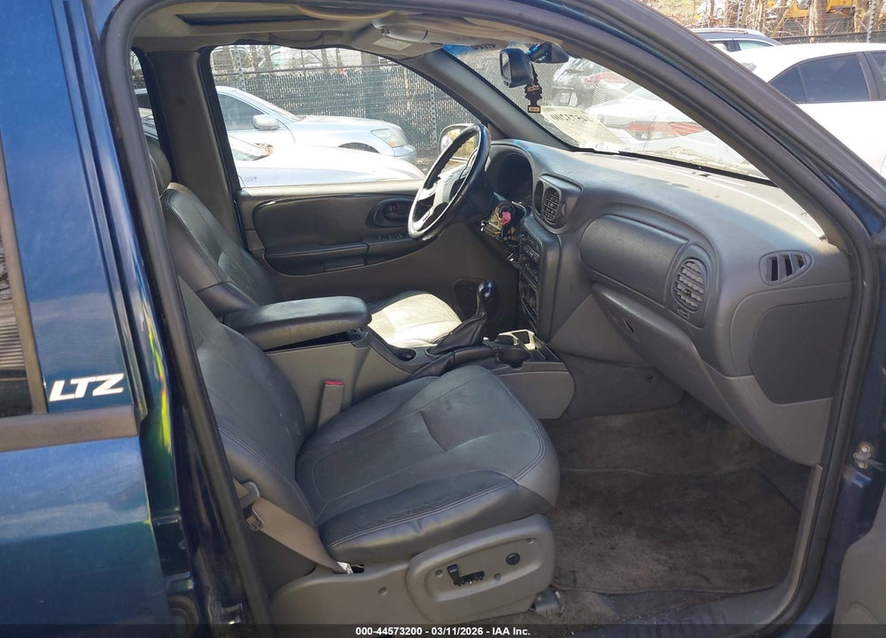 2002 CHEVROLET TRAILBLAZER LTZ VIN: 1GNDT13SX22341092
