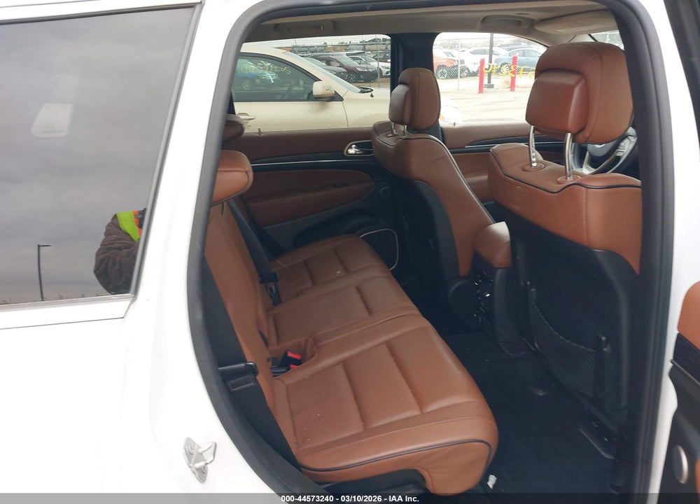 2015 JEEP GRAND CHEROKEE SUMMIT VIN: 1C4RJFJG4FC699028