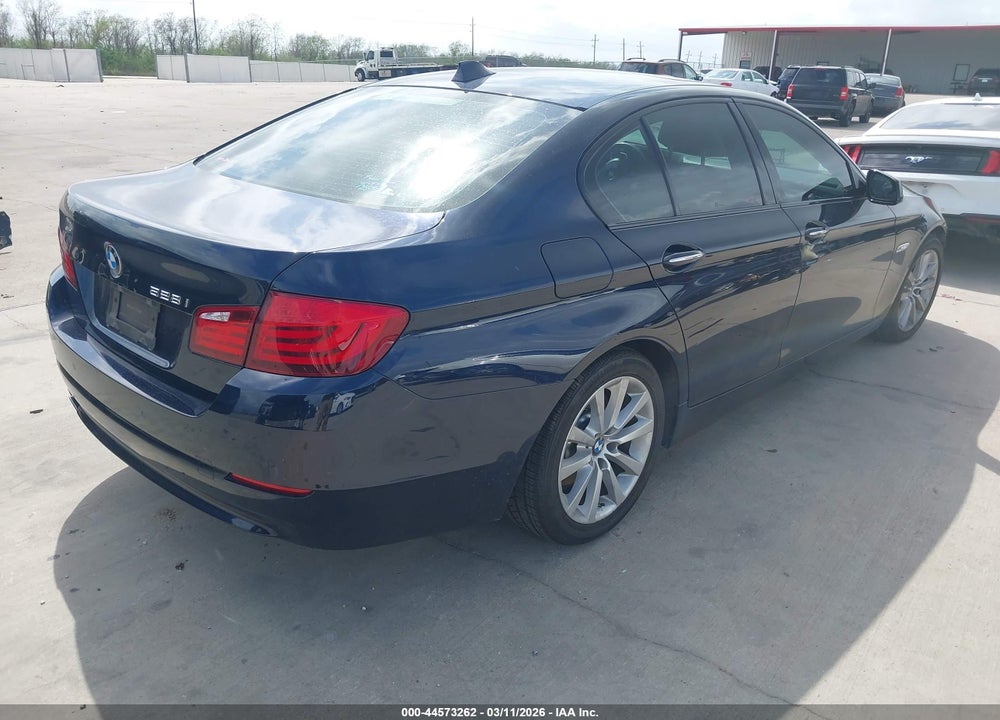 2011 BMW 528I VIN: WBAFR1C52BC741438