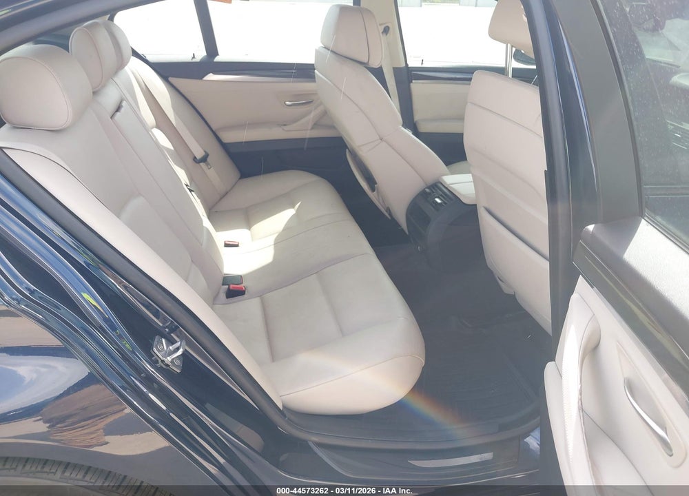 2011 BMW 528I VIN: WBAFR1C52BC741438